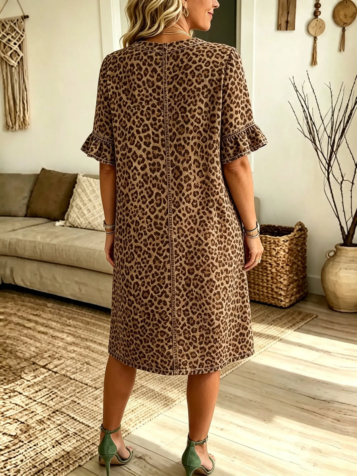 Women's Leopard Print V-Neck Shift Dress