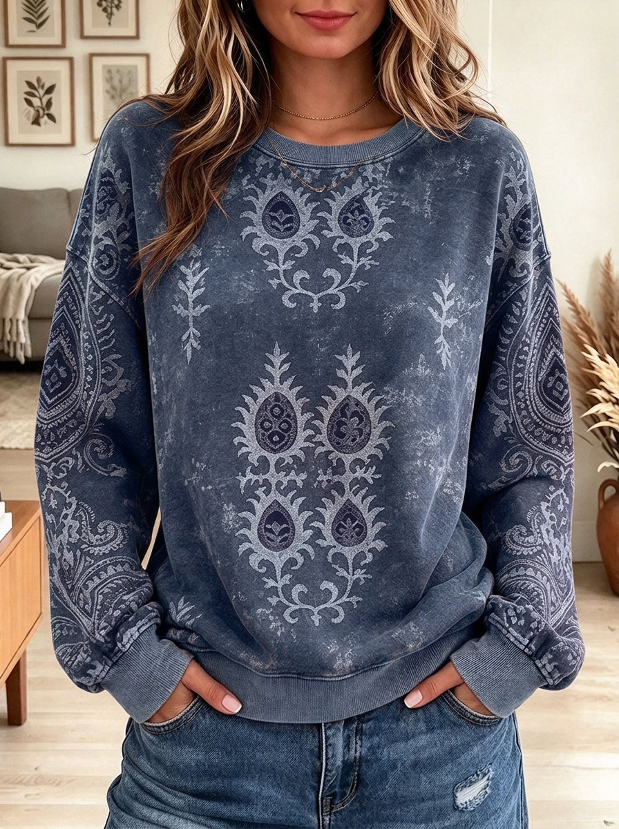 Women's Burgundy Vintage Paisley Floral Print Crew Neck Long Sleeve Sweatshirt