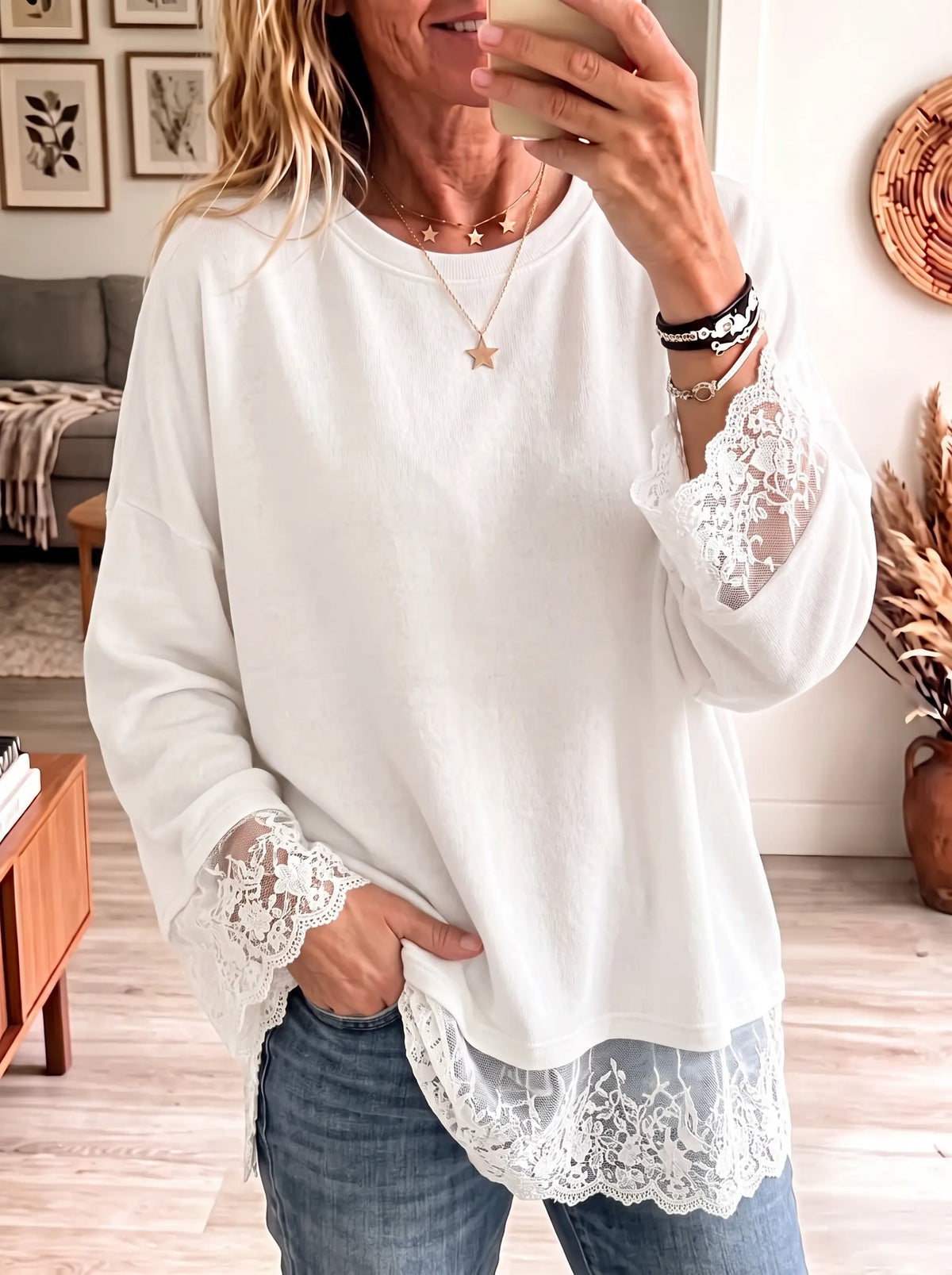 Women's Floral Lace Spliced Hem Pullover - Casual Loose Crewneck Sweatshirt Top